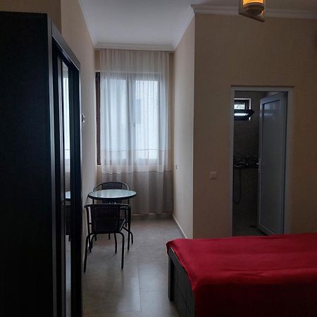 Отель Sunny House Кобулети Номер фото