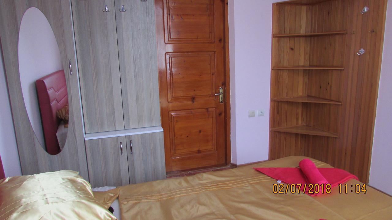 Отель Sunny House Кобулети Экстерьер фото